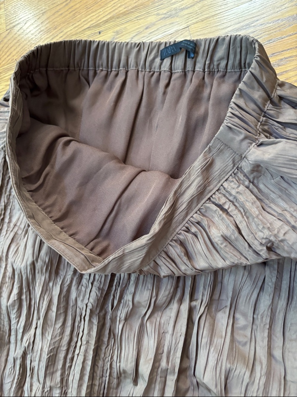 Zara wrinkled effect satin finish balloon bubble hem brown midi skirt sz.M - Picture 10 of 16